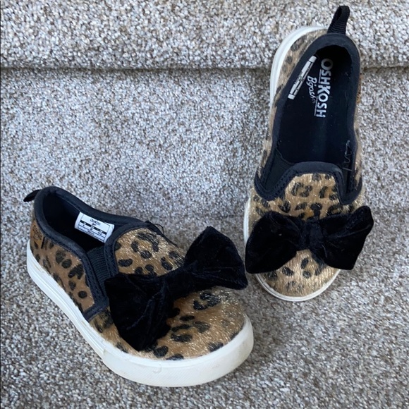 Leopard print slip-ons w/ velvet bow - Picture 1 of 5
